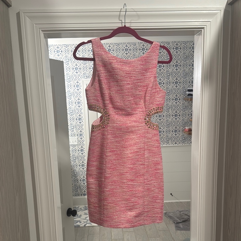 Lilly Pulitzer Pink Sheath Dress with Scoop Neck and Cutouts
